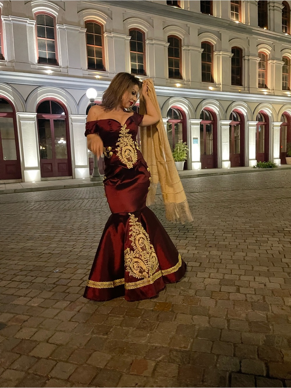 Off-Shoulder Burgundy Mermaid Evening Dress with Gold Embroidery